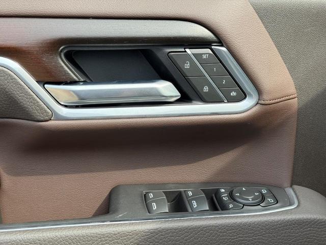 2025 GMC Sierra 2500 HD Vehicle Photo in COLUMBIA, MO 65203-3903