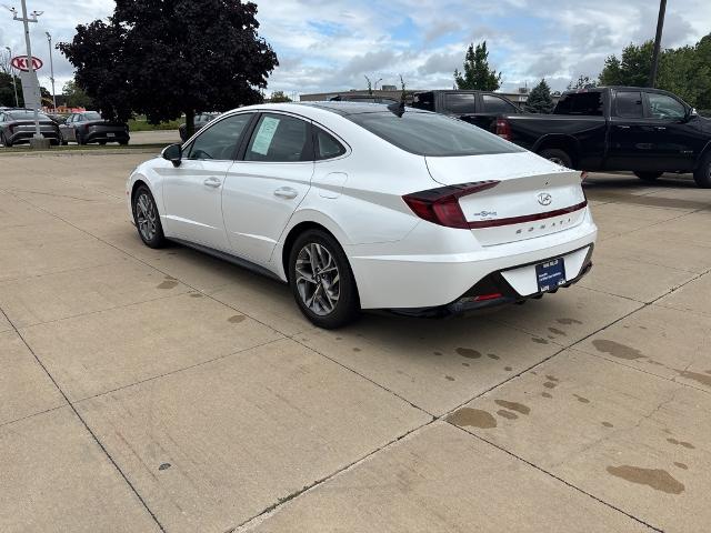 2022 Hyundai SONATA Vehicle Photo in Peoria, IL 61615