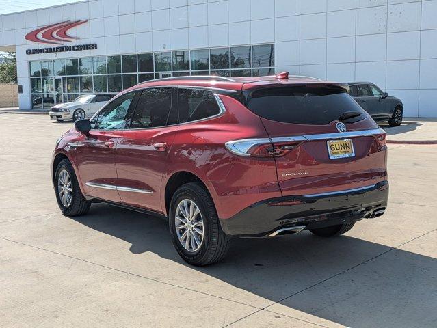 2024 Buick Enclave Vehicle Photo in SELMA, TX 78154-1459