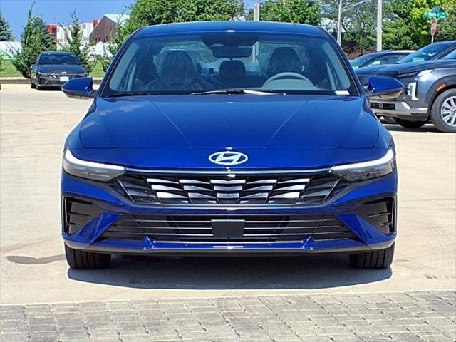 2025 Hyundai ELANTRA Vehicle Photo in Peoria, IL 61615