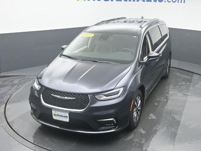2021 Chrysler Pacifica Vehicle Photo in Cedar Rapids, IA 52402