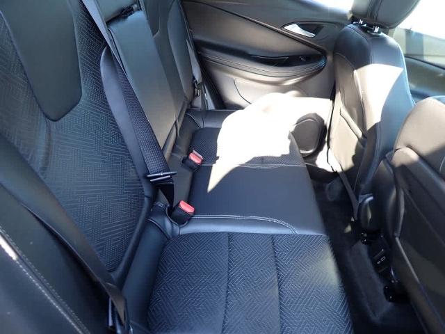 2022 Buick Encore GX Vehicle Photo in ZELIENOPLE, PA 16063-2910