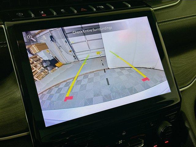 2022 Jeep Grand Cherokee L Vehicle Photo in Doylsetown, PA 18901