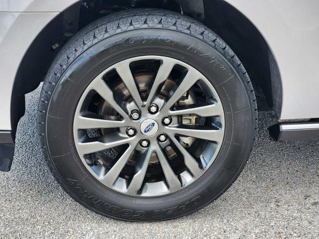 2019 Ford Expedition Max Vehicle Photo in DENTON, TX 76210-9321