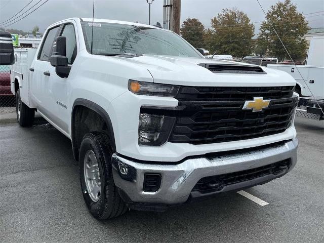 2024 Chevrolet Silverado 2500 HD Vehicle Photo in ALCOA, TN 37701-3235