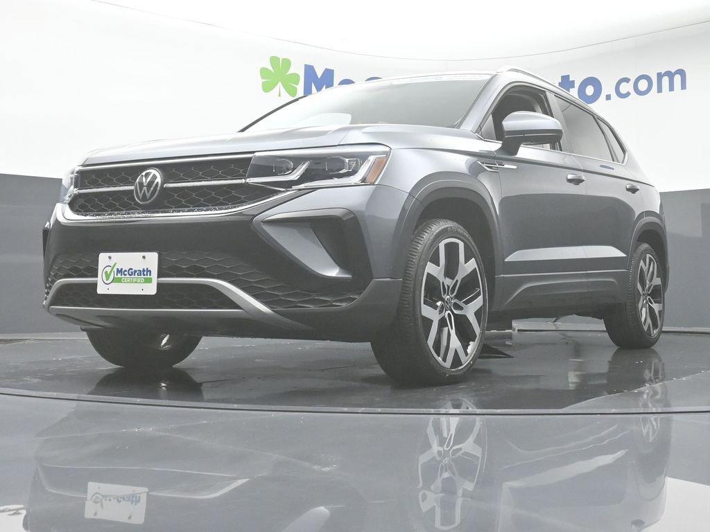 2022 Volkswagen Taos Vehicle Photo in Marion, IA 52302
