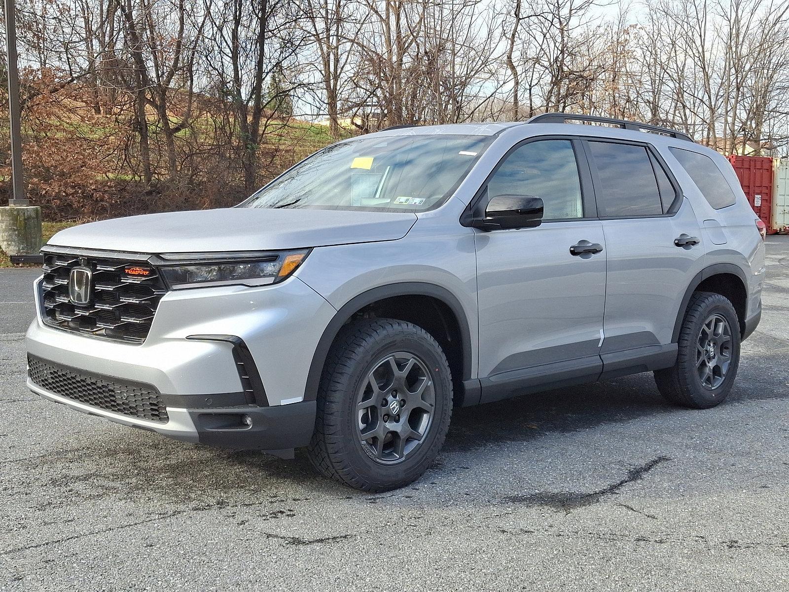 2025 Honda Pilot Vehicle Photo in Harrisburg, PA 17111