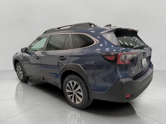 2025 Subaru Outback Vehicle Photo in Green Bay, WI 54304