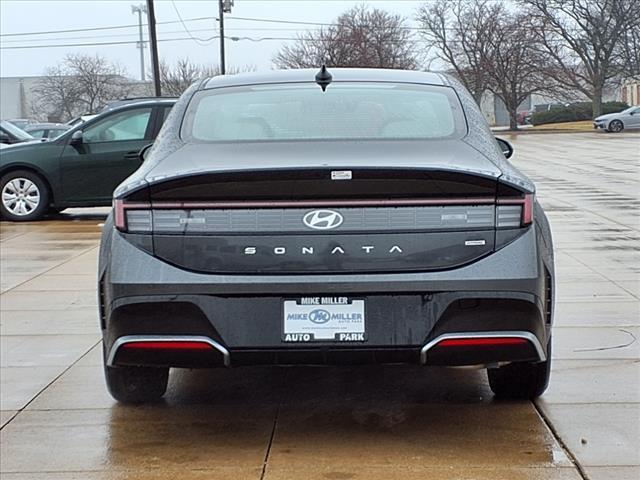 2025 Hyundai SONATA Vehicle Photo in Peoria, IL 61615