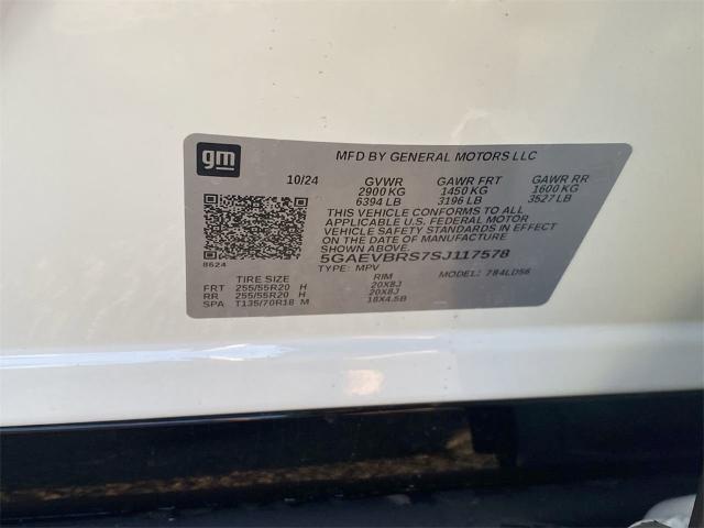 2025 Buick Enclave Vehicle Photo in GOODYEAR, AZ 85338-1310