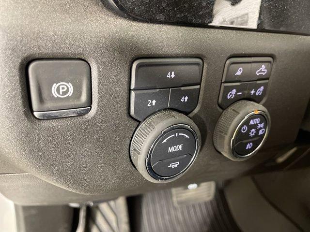 2025 Chevrolet Silverado 2500 HD Vehicle Photo in PHOENIX, AZ 85014-3381