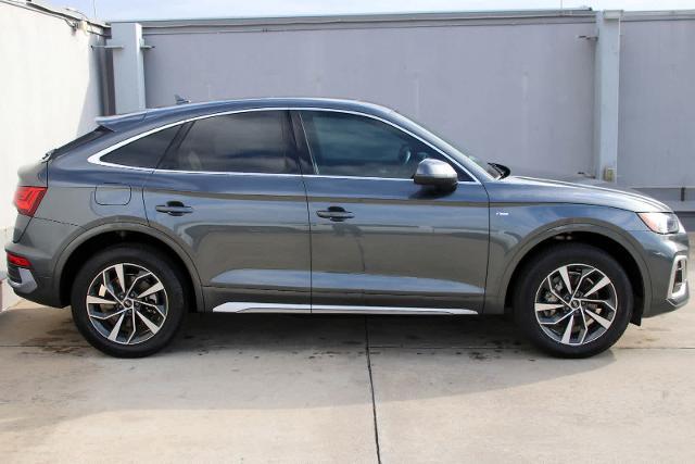 2022 Audi Q5 Sportback Vehicle Photo in SUGAR LAND, TX 77478