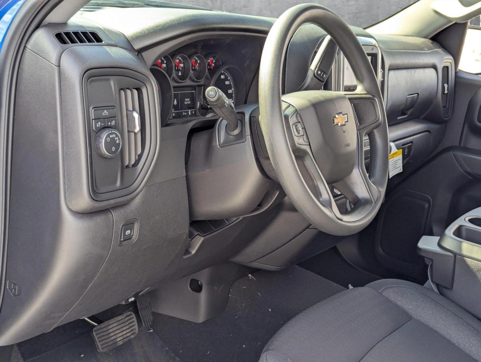 2025 Chevrolet Silverado 1500 Vehicle Photo in PEMBROKE PINES, FL 33024-6534