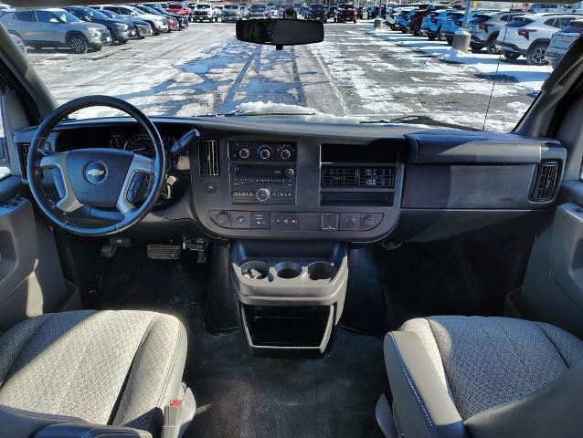 2015 Chevrolet Express Passenger 3500 Vehicle Photo in GREEN BAY, WI 54304-5303