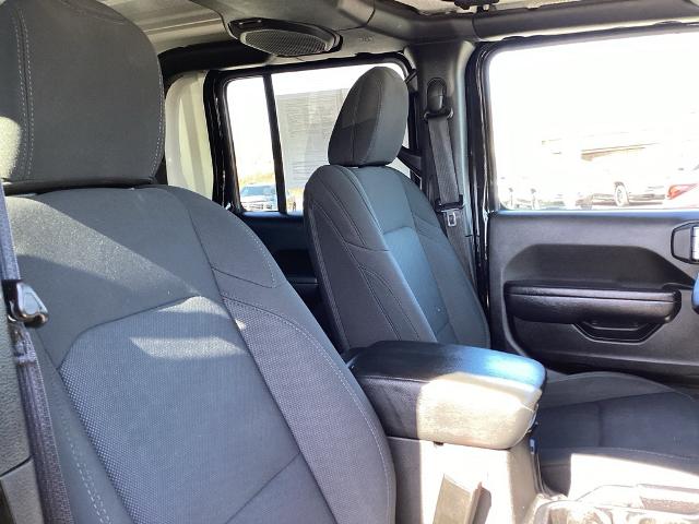 2022 Jeep Gladiator Vehicle Photo in Gardner, MA 01440