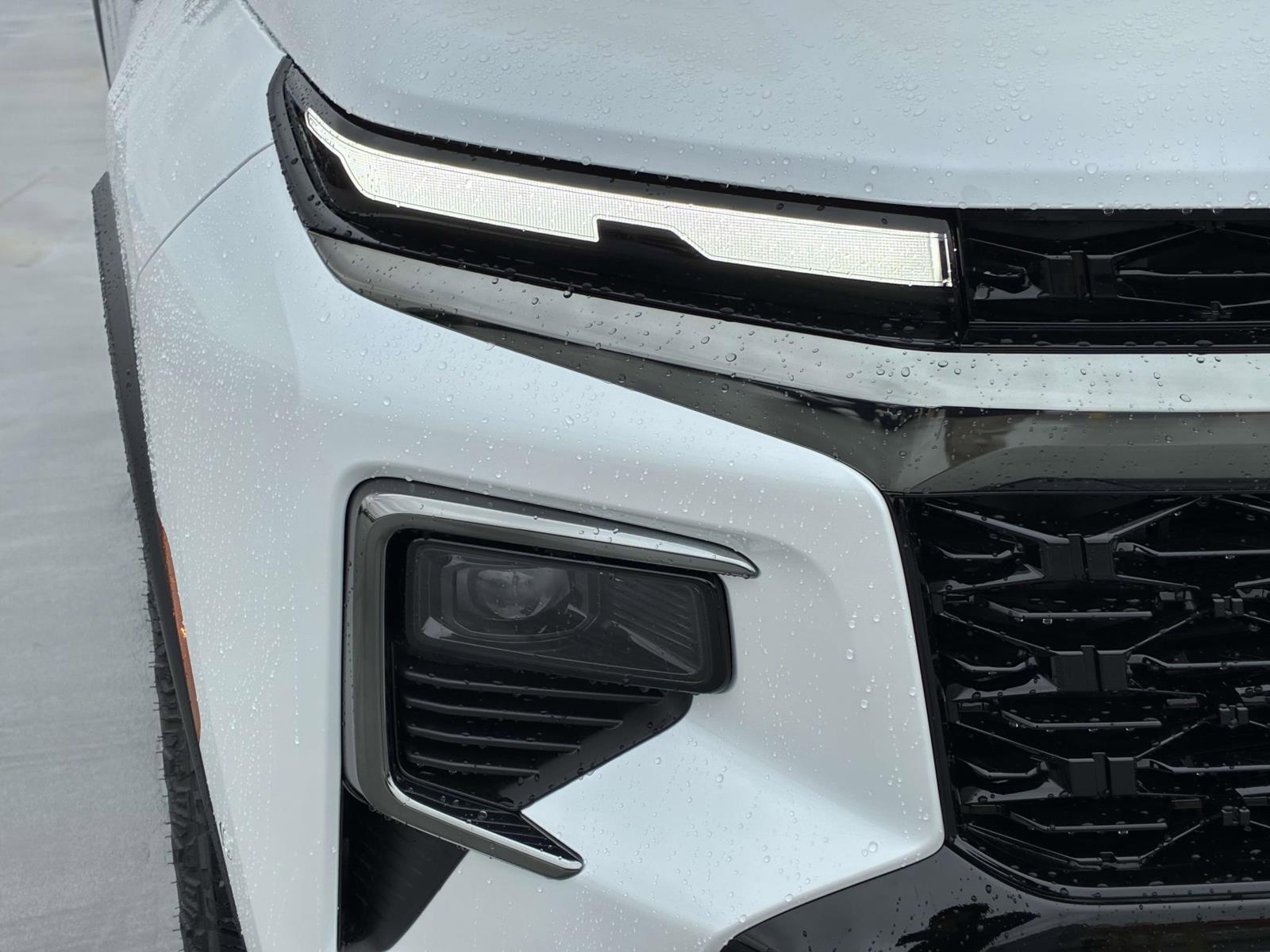 2025 Chevrolet Traverse Vehicle Photo in LOS ANGELES, CA 90007-3794