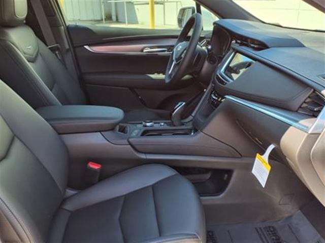 2025 Cadillac XT5 Vehicle Photo in TAMPA, FL 33612-3404