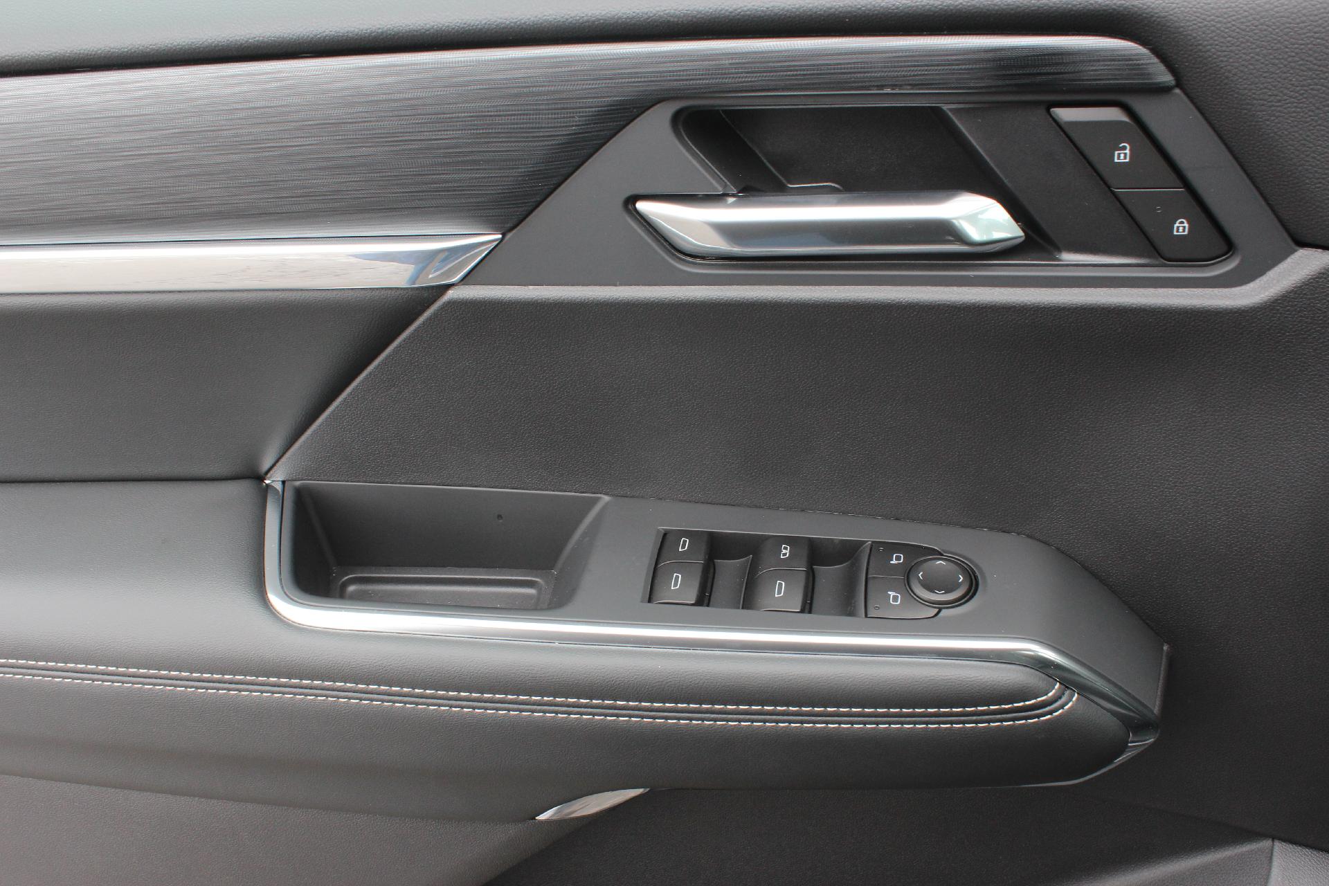 2025 GMC Acadia Vehicle Photo in AURORA, CO 80012-4011