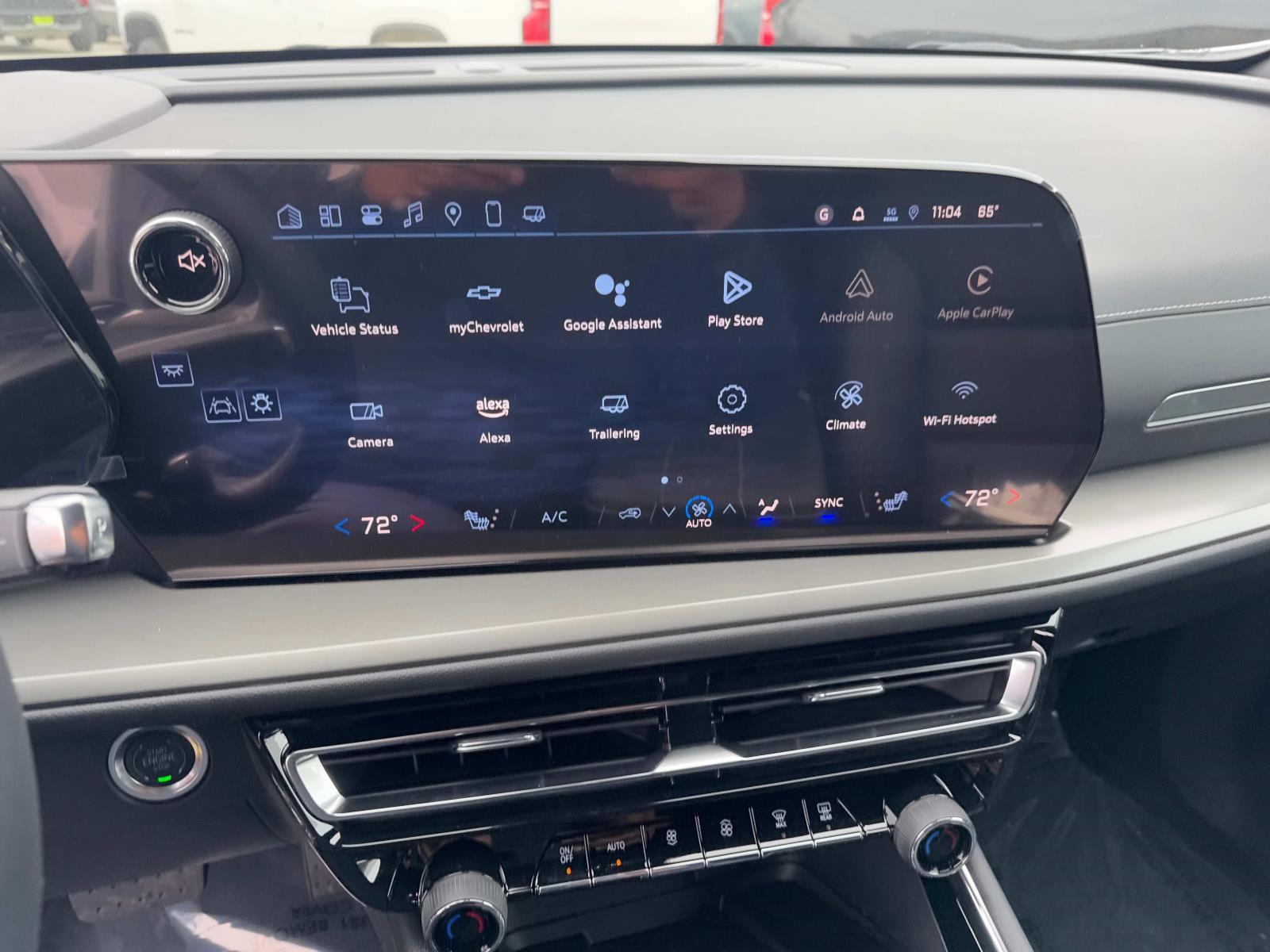 2025 Chevrolet Traverse Vehicle Photo in LOS ANGELES, CA 90007-3794