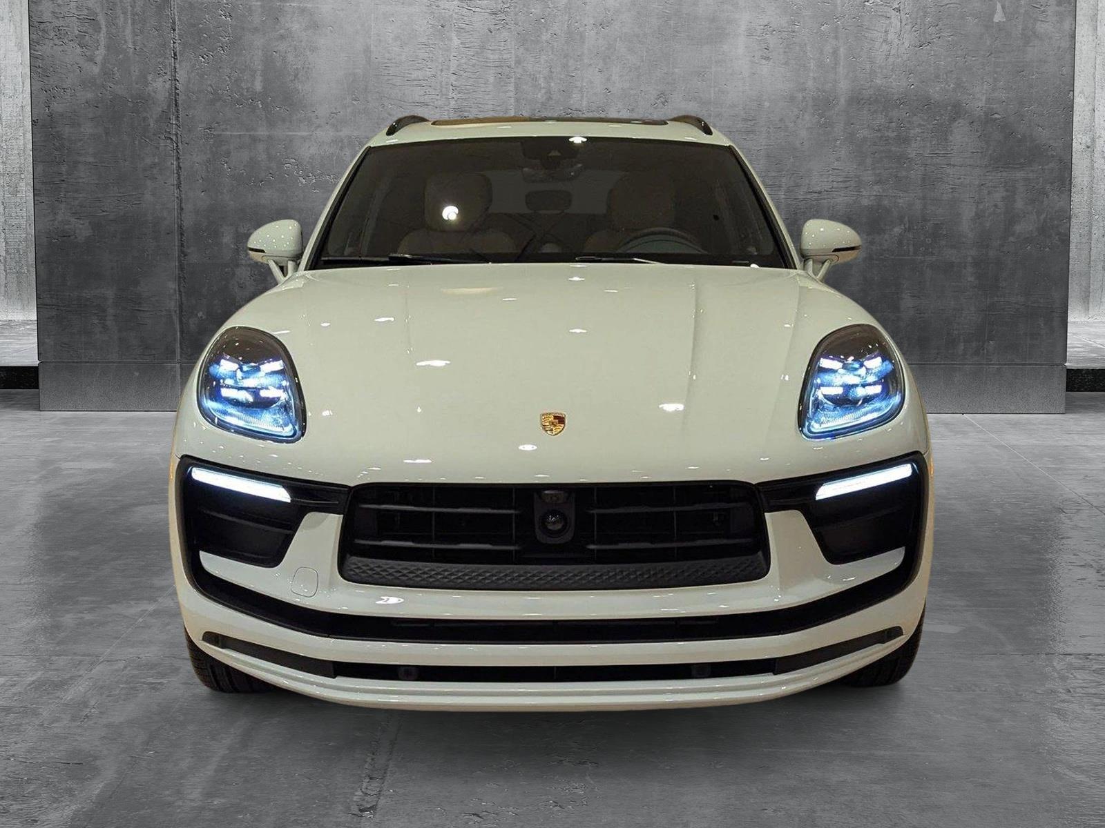 2025 Porsche Macan Vehicle Photo in Pompano Beach, FL 33064