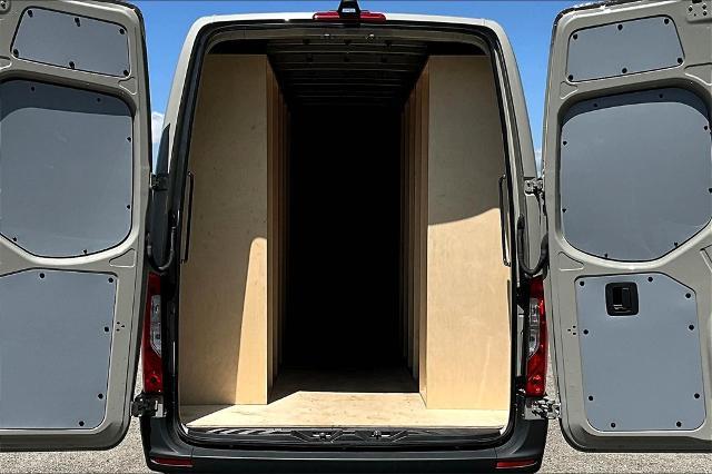 2024 Mercedes-Benz Sprinter Cargo Van Vehicle Photo in Tulsa, OK 74145