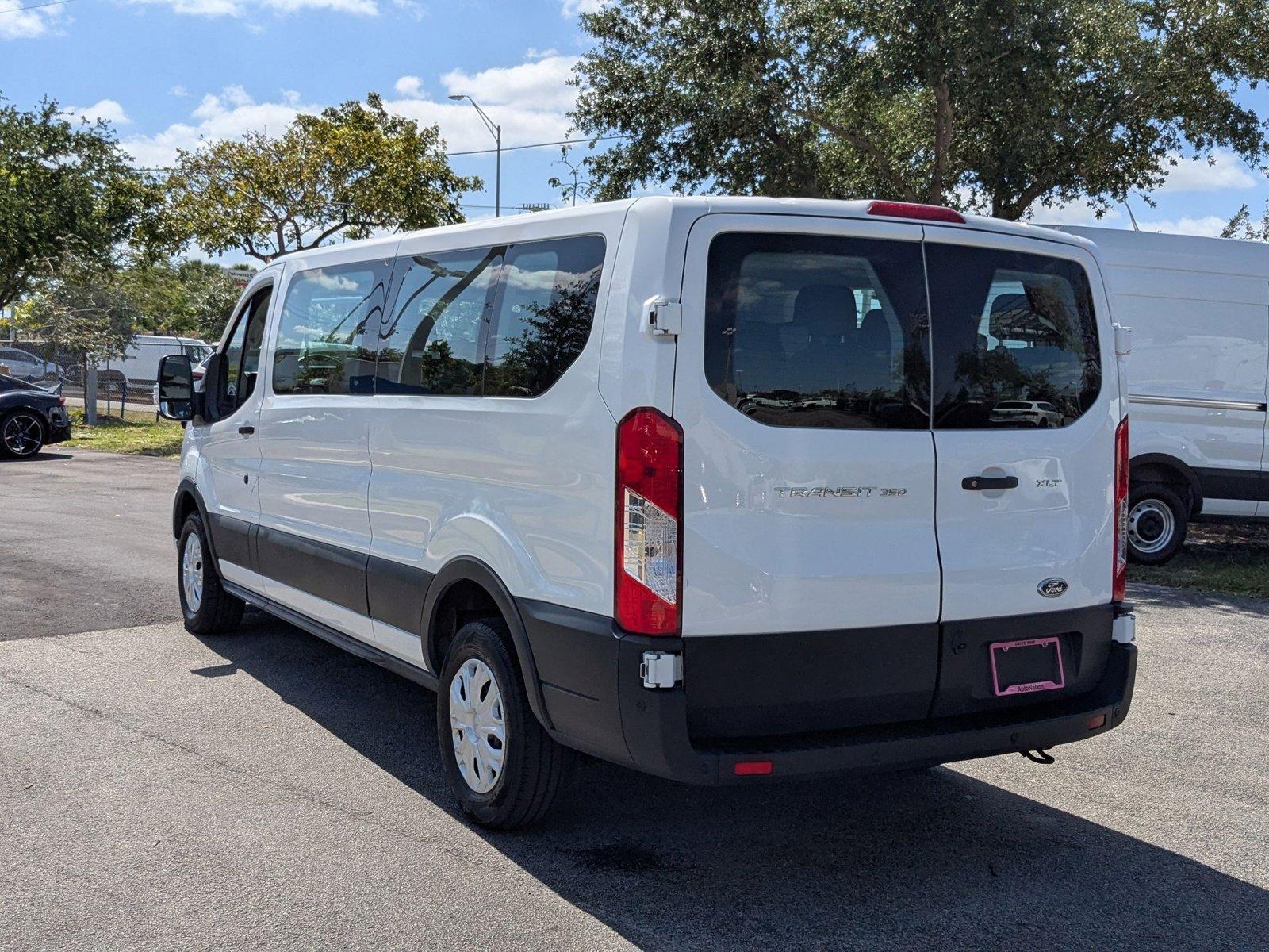 2022 Ford Transit Passenger Wagon Vehicle Photo in Miami, FL 33015