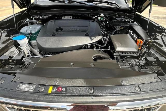 2025 Volvo XC40 Vehicle Photo in Houston, TX 77007