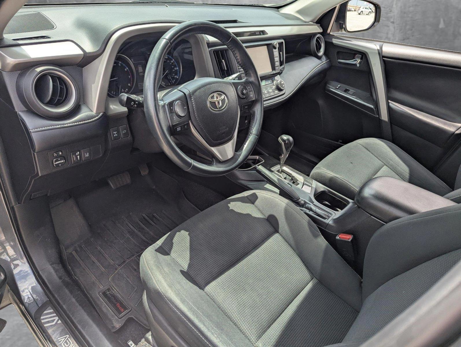 2018 Toyota RAV4 Vehicle Photo in Corpus Christi, TX 78415