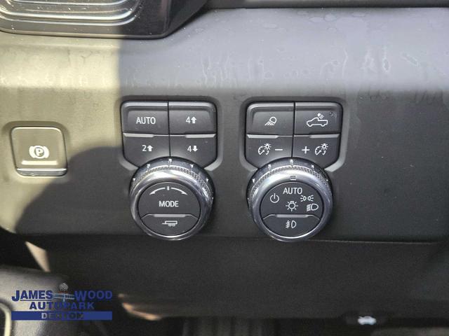 2024 GMC Sierra 1500 Vehicle Photo in DENTON, TX 76210-9321