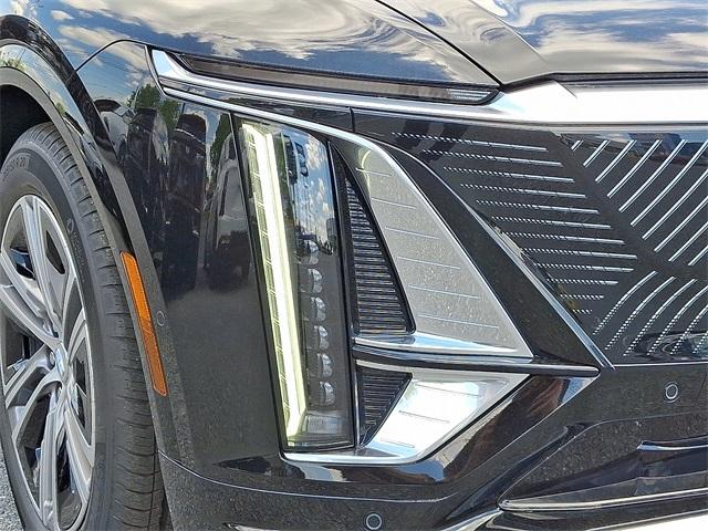 2025 Cadillac LYRIQ Vehicle Photo in ALLENTOWN, PA 18103-7399