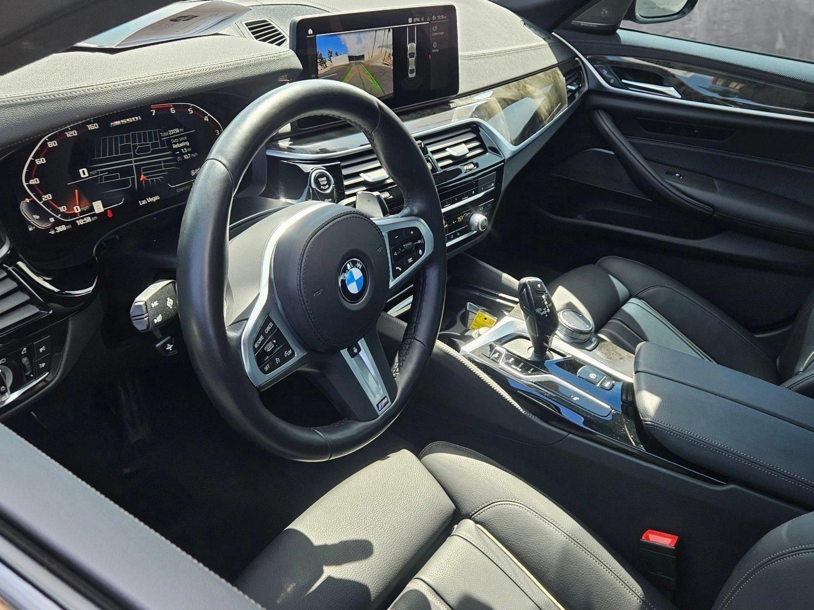 2022 BMW M550i xDrive Vehicle Photo in Valencia, CA 91355