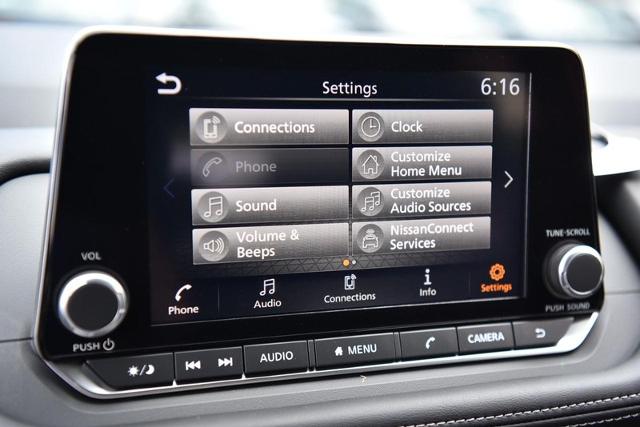 2025 Nissan Rogue Vehicle Photo in Ballwin, MO 63011