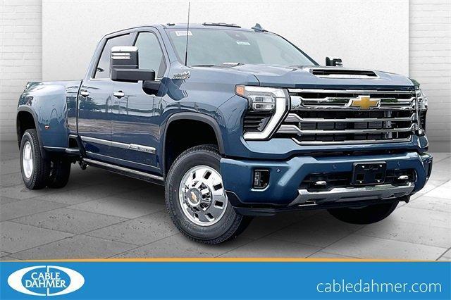 2025 Chevrolet Silverado 3500 HD Vehicle Photo in INDEPENDENCE, MO 64055-1314