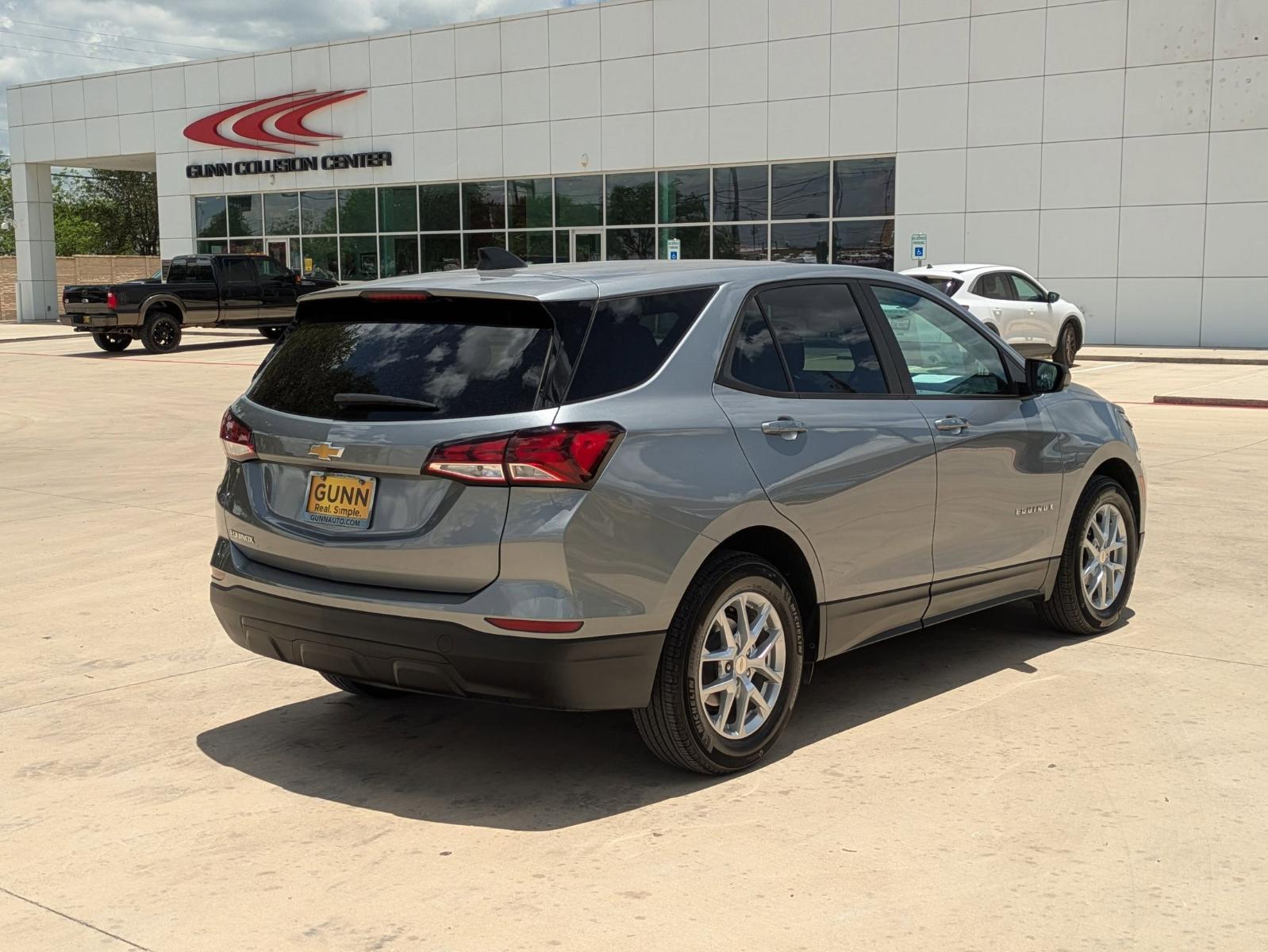 2023 Chevrolet Equinox Vehicle Photo in SELMA, TX 78154-1460