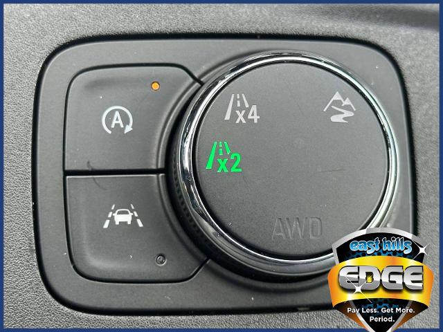 2023 Chevrolet Traverse Vehicle Photo in Roslyn, NY 11576