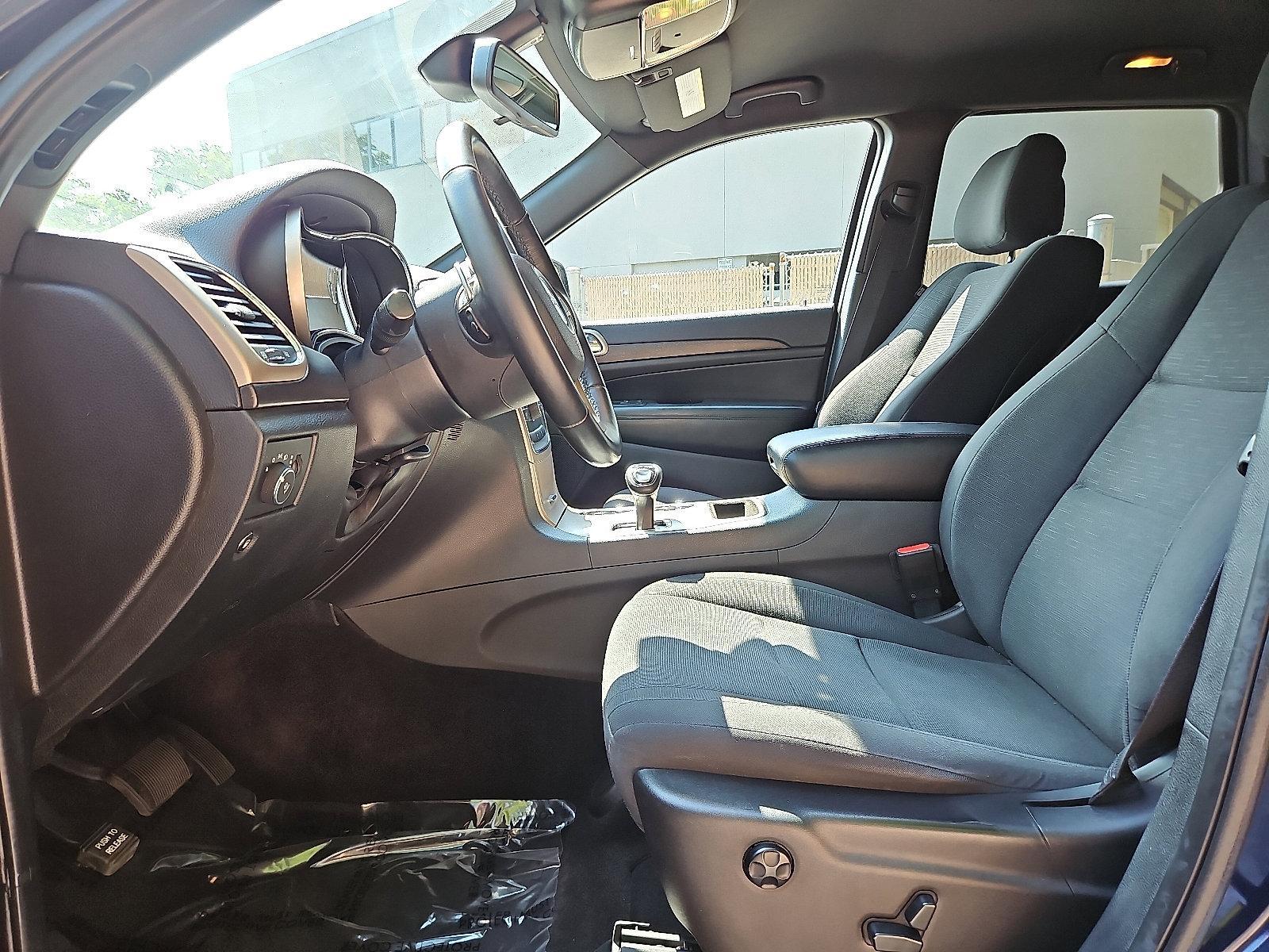 2015 Jeep Grand Cherokee Vehicle Photo in Jenkintown, PA 19046