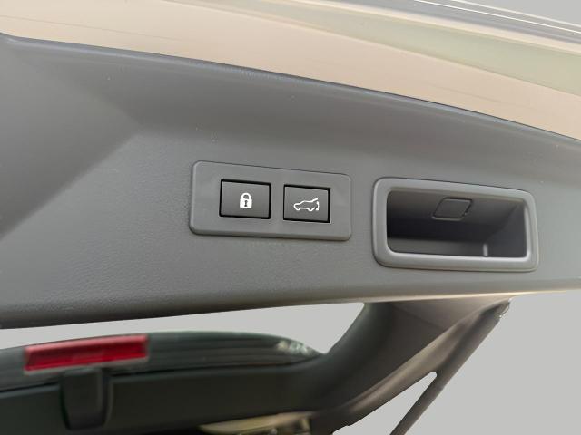 2025 Subaru Forester Vehicle Photo in Oshkosh, WI 54904