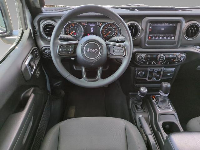 2023 Jeep Gladiator Vehicle Photo in Brunswick, GA 31525
