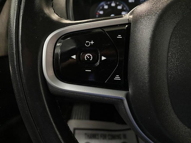 2022 Volvo XC90 Vehicle Photo in Appleton, WI 54913