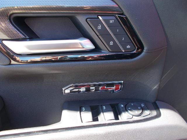 2026 GMC Sierra 1500 Vehicle Photo in LOWELL, MA 01852-4336