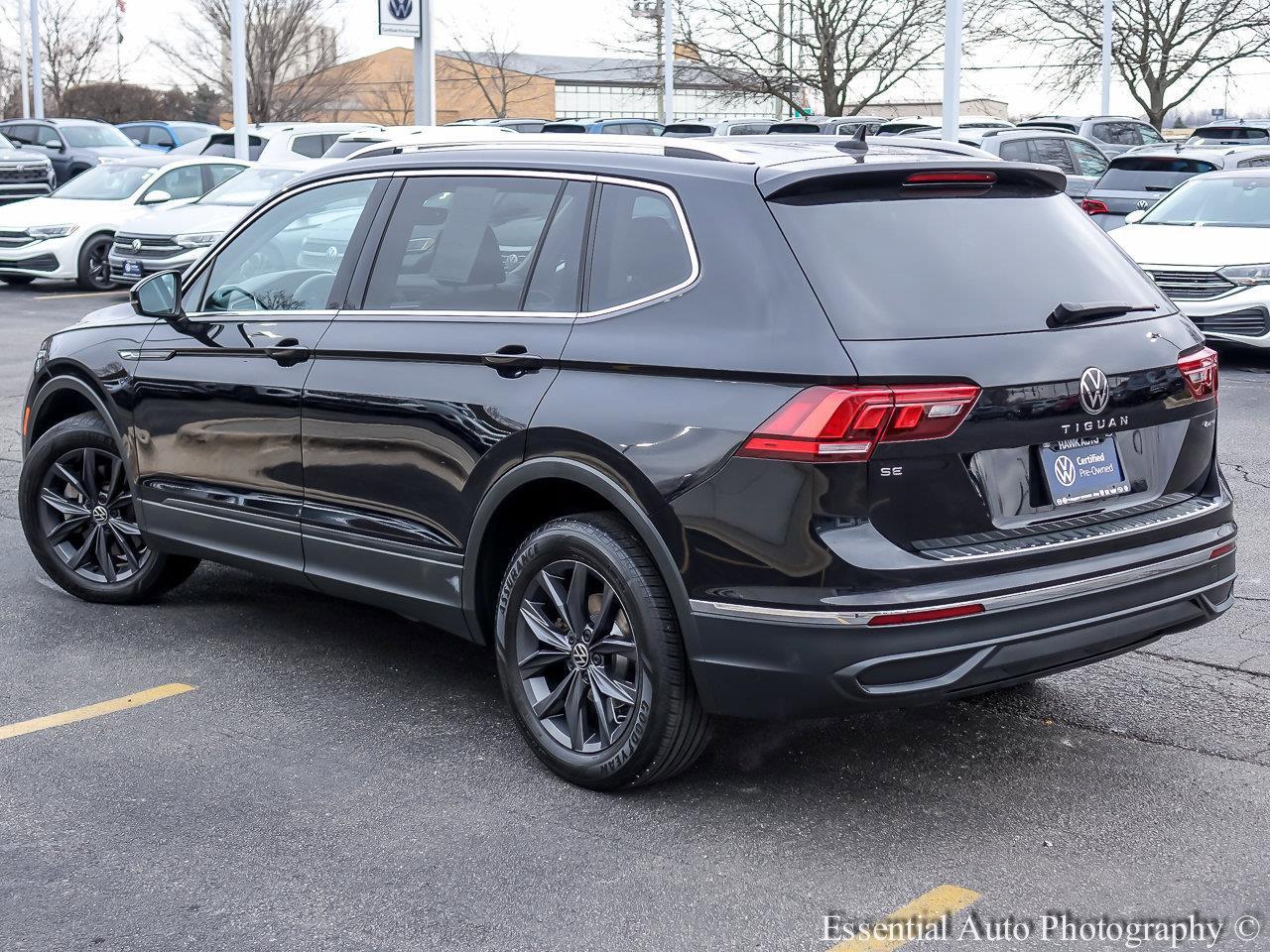 2022 Volkswagen Tiguan Vehicle Photo in Saint Charles, IL 60174