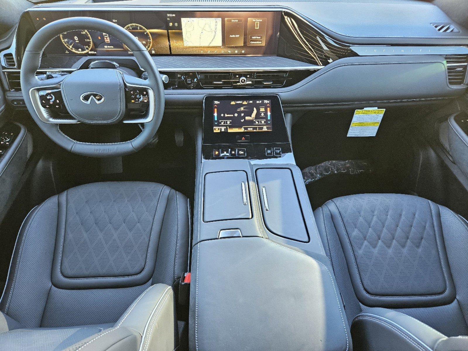 2025 INFINITI QX80 Vehicle Photo in Fort Worth, TX 76132