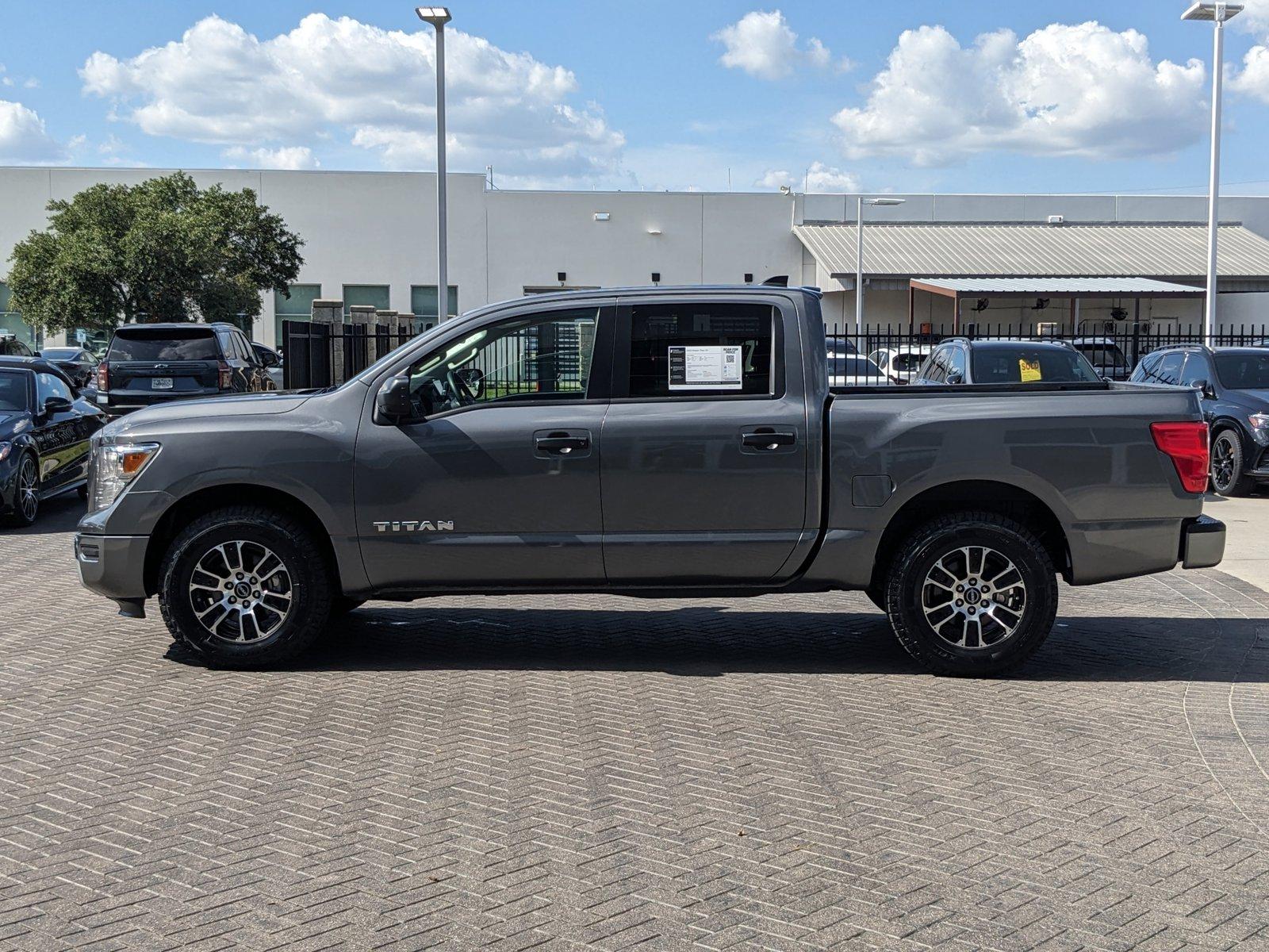 2023 Nissan Titan Vehicle Photo in Orlando, FL 32811