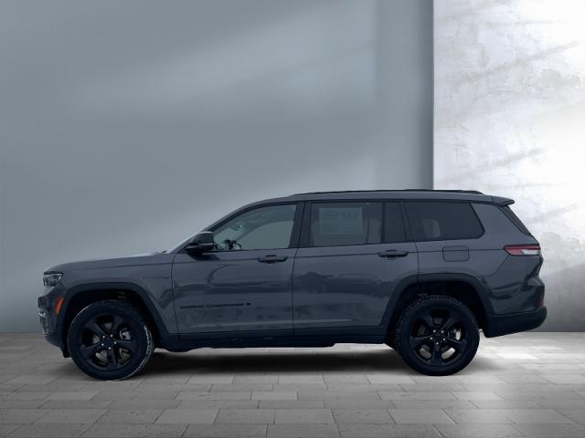 2023 Jeep Grand Cherokee L Limited photo 3