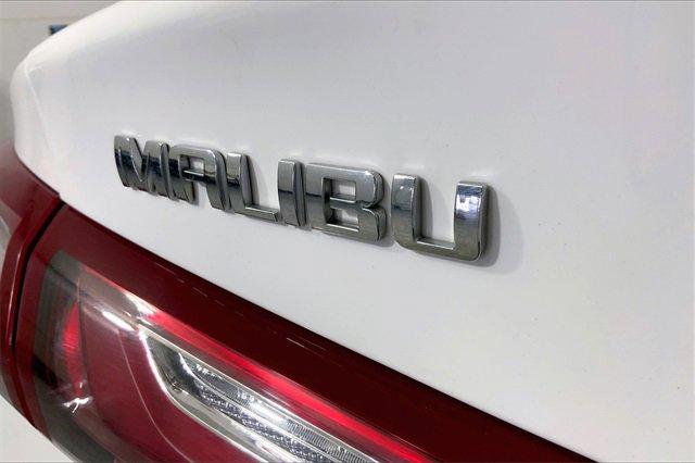 2022 Chevrolet Malibu Vehicle Photo in KANSAS CITY, MO 64114-4502