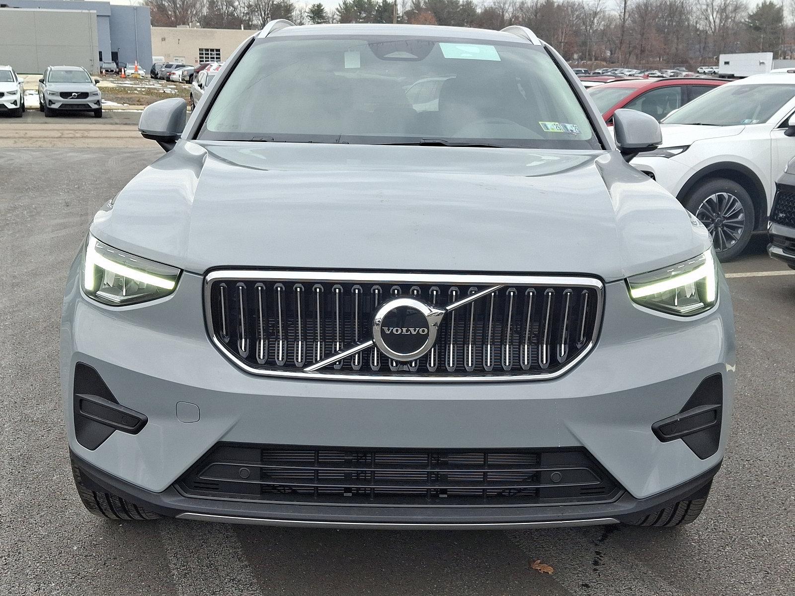 2025 Volvo XC40 Vehicle Photo in Trevose, PA 19053