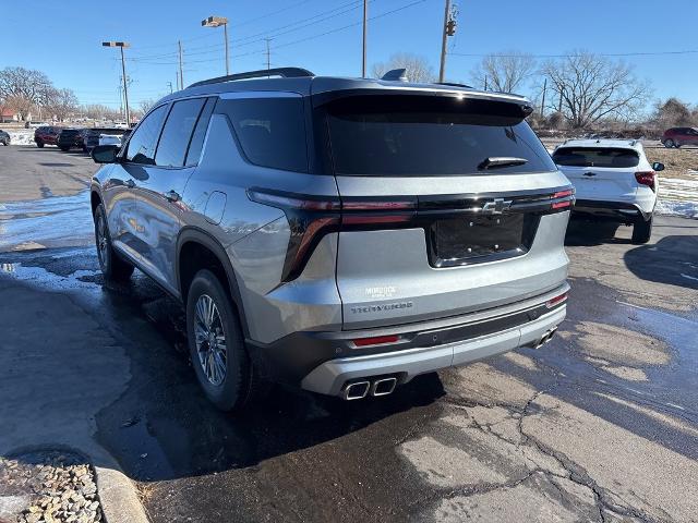 2025 Chevrolet Traverse Vehicle Photo in MANHATTAN, KS 66502-5036