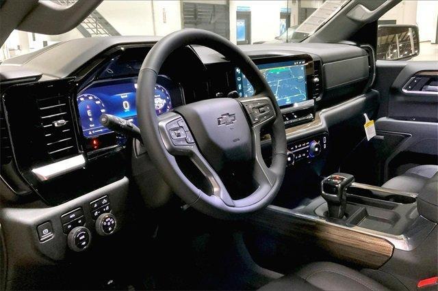 2025 Chevrolet Silverado 1500 Vehicle Photo in KANSAS CITY, MO 64114-4502