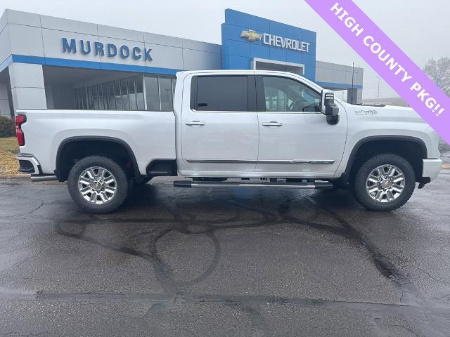 2025 Chevrolet Silverado 2500 HD Vehicle Photo in MANHATTAN, KS 66502-5036