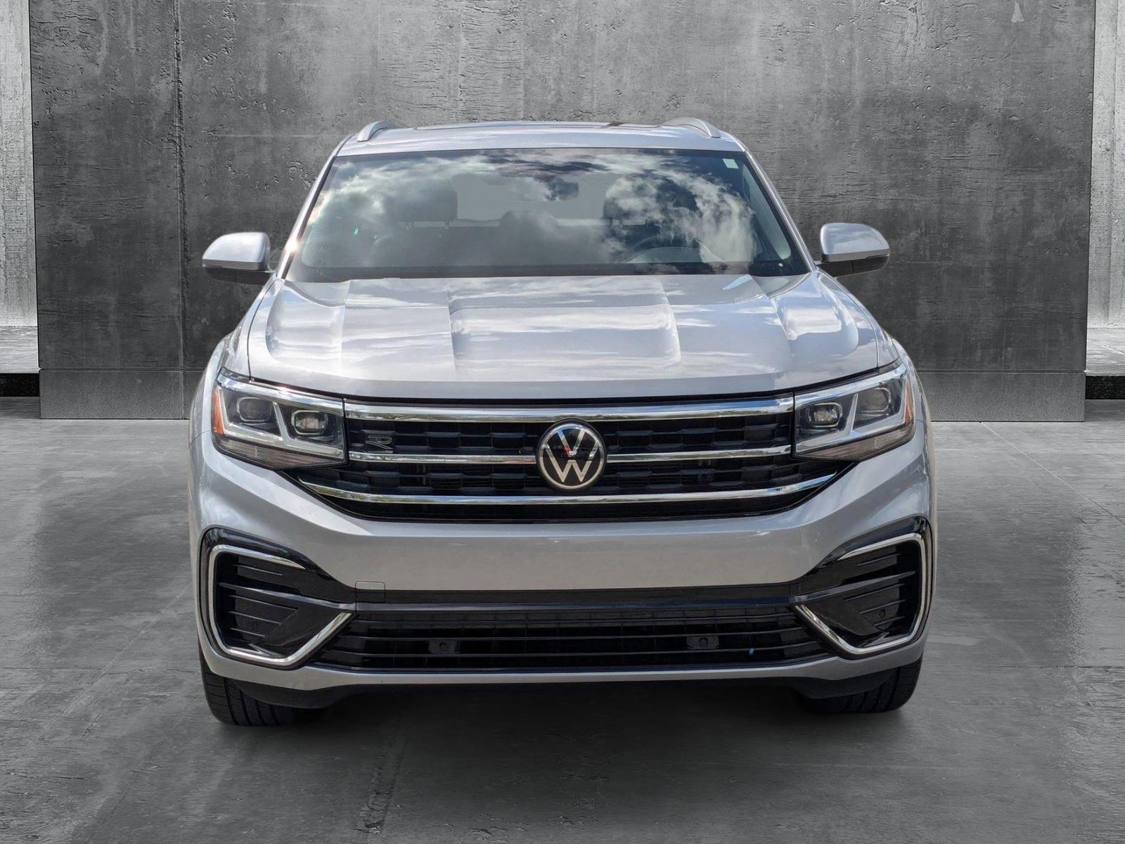 Used 2021 Volkswagen Atlas Cross Sport SE w/Tech R-Line with VIN 1V2PE2CA1MC229998 for sale in Pembroke Pines, FL